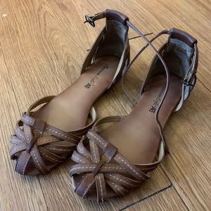 American eagle payless sandals